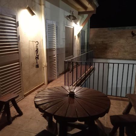 Casa Aymerich Bellpuig Buitenkant foto